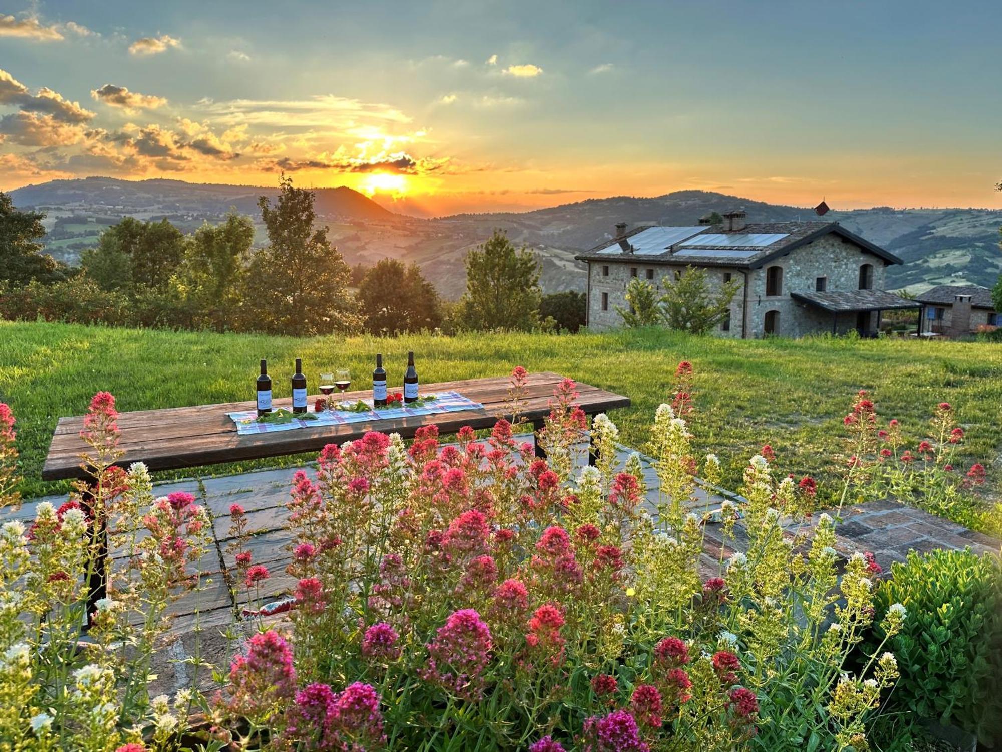 Agriturismo Podere Prasiano Marano sul Panaro Exterior photo